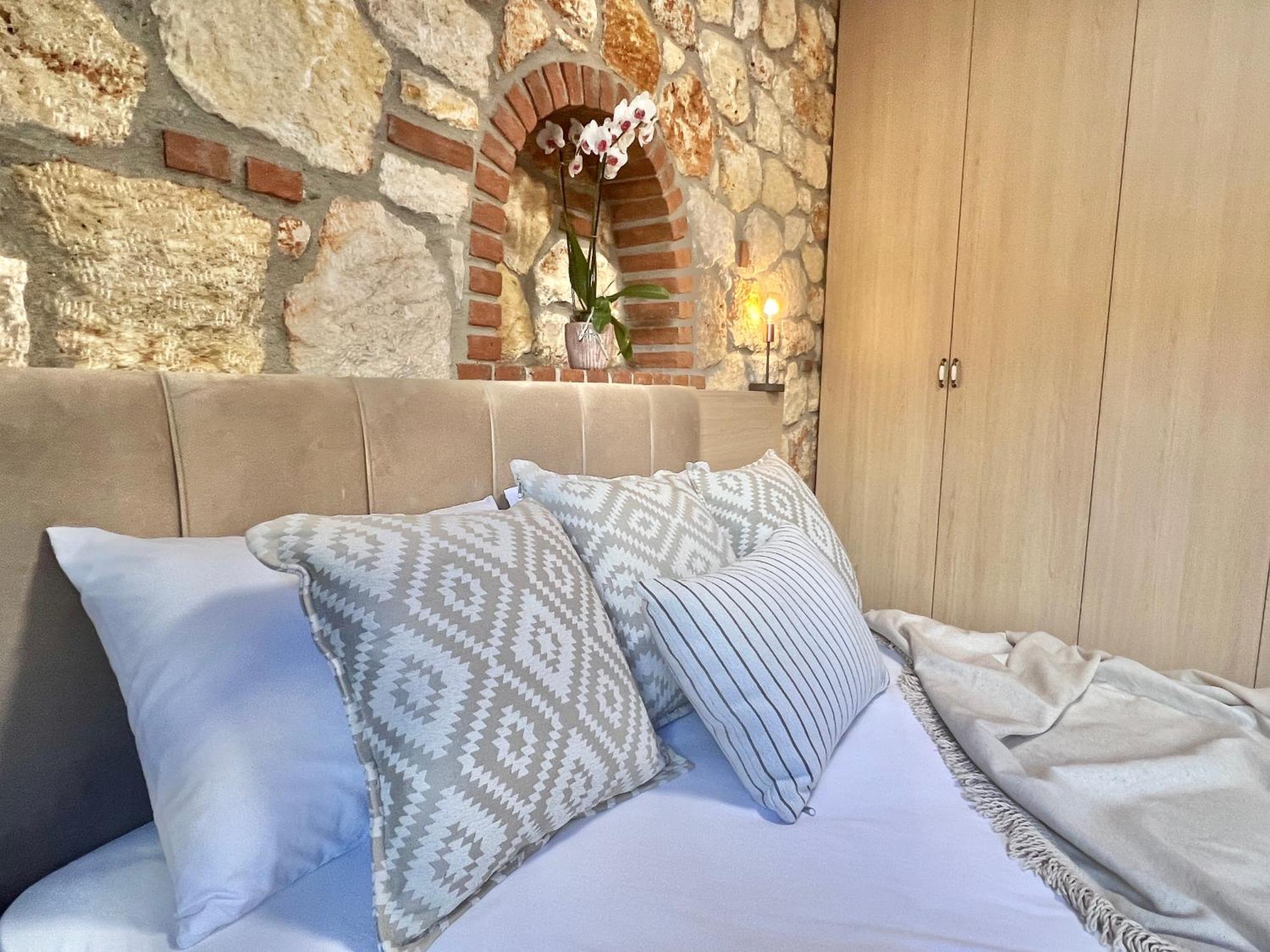 Гостевой дом Boutique Stone House Псакудия Экстерьер фото