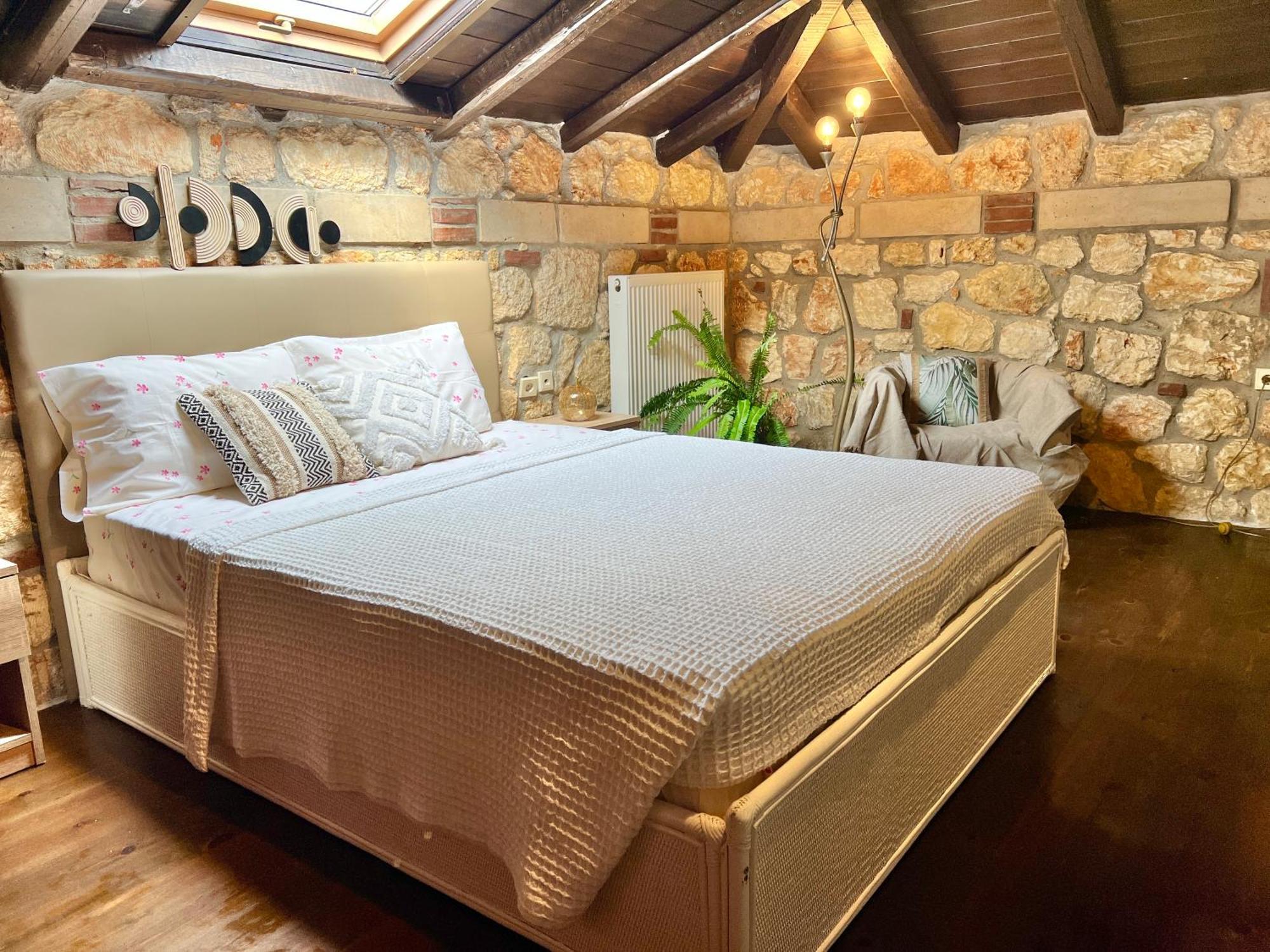 Гостевой дом Boutique Stone House Псакудия Экстерьер фото